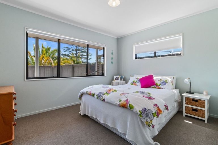 Photo of property in 9 Coronation Row, Pauanui, Hikuai, 3579