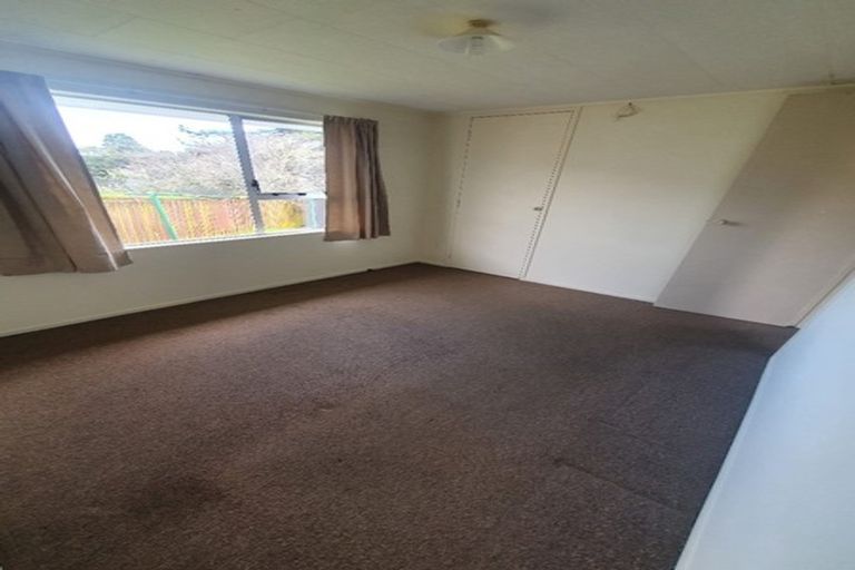 Photo of property in 4 Citril Place, Red Hill, Papakura, 2110