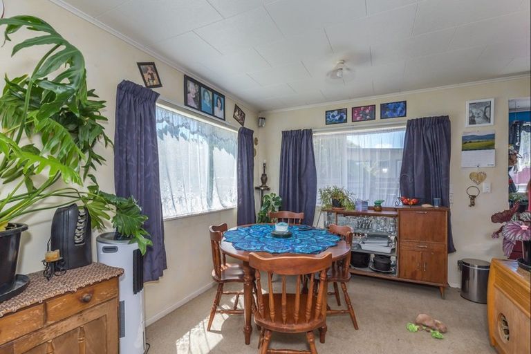 Photo of property in 97 Koputara Road, Himatangi Beach, Foxton, 4891