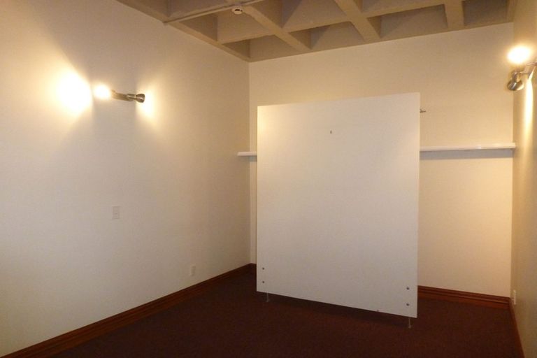 Photo of property in Pirie Street Townhouses, 28/35 Pirie Street, Mount Victoria, Wellington, 6011