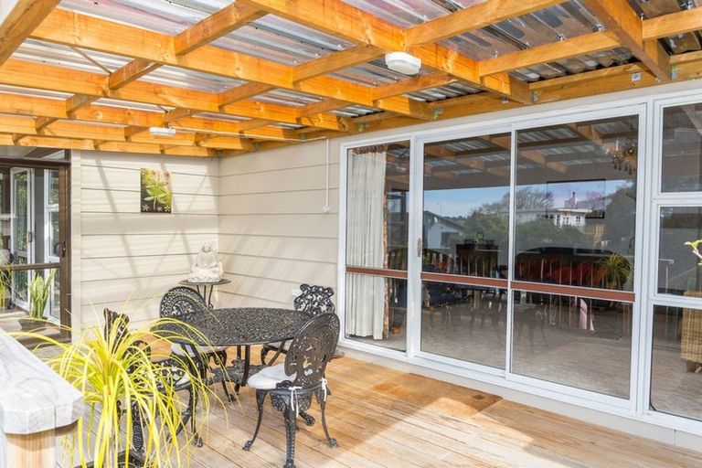 Photo of property in 8 Chamberlain Street, Dannevirke, 4930