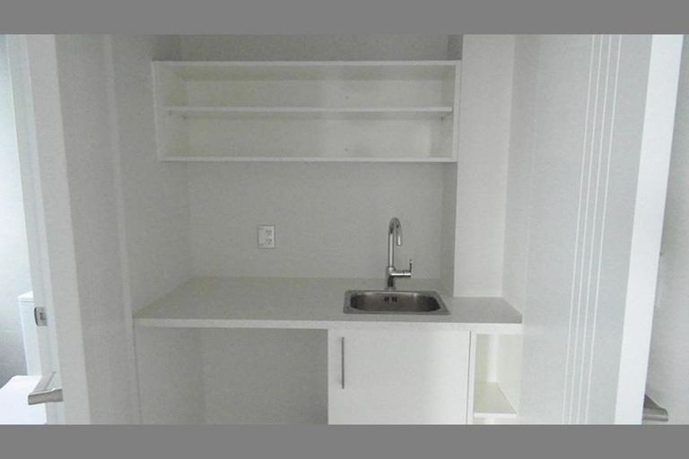 Photo of property in 28 Nephrite Lane, Henderson, Auckland, 0610