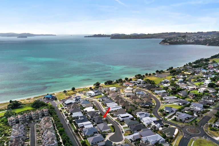 Photo of property in 12 Trevally Place, Snells Beach, 0920