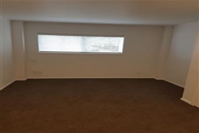 Photo of property in 2/12 Inga Road, Milford, Auckland, 0620