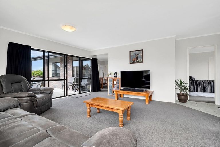 Photo of property in 51 Osprey Drive, Welcome Bay, Tauranga, 3112
