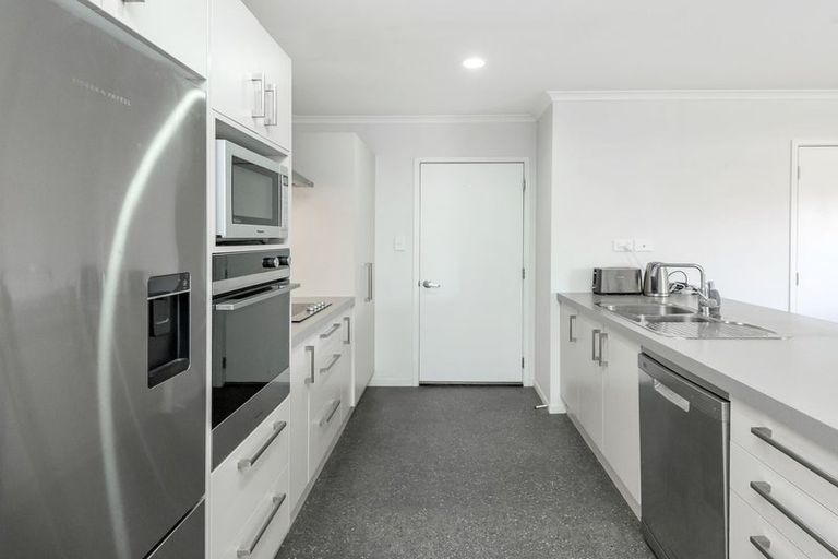 Photo of property in 37 Limbrick Crescent, Wigram, Christchurch, 8042