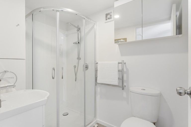 Photo of property in 16 Brynley Street, Hornby, Christchurch, 8042