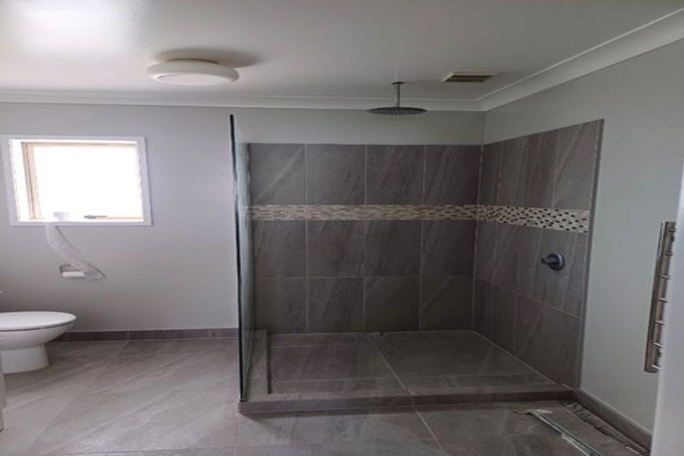 Photo of property in 15 Epic Way, Newlands, Wellington, 6037