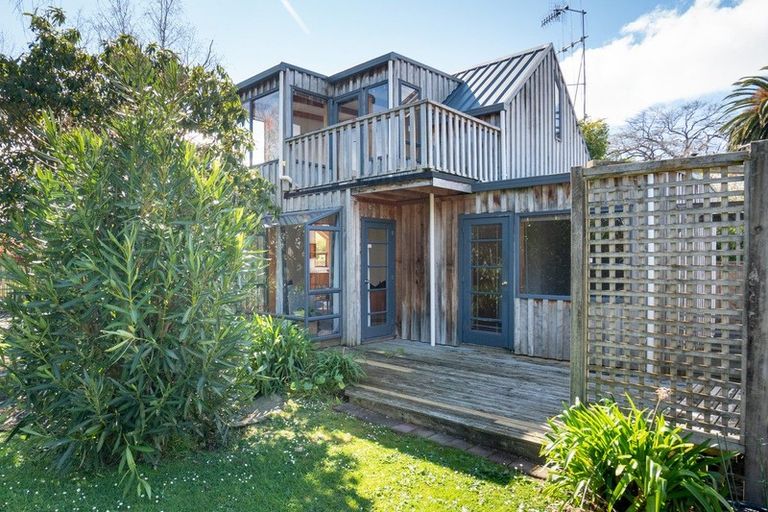 Photo of property in 103a Manawatu Street, Hokowhitu, Palmerston North, 4410
