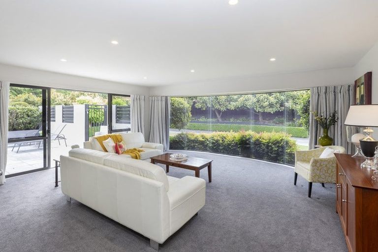 Photo of property in 19 Regent's Park Drive, Casebrook, Christchurch, 8051