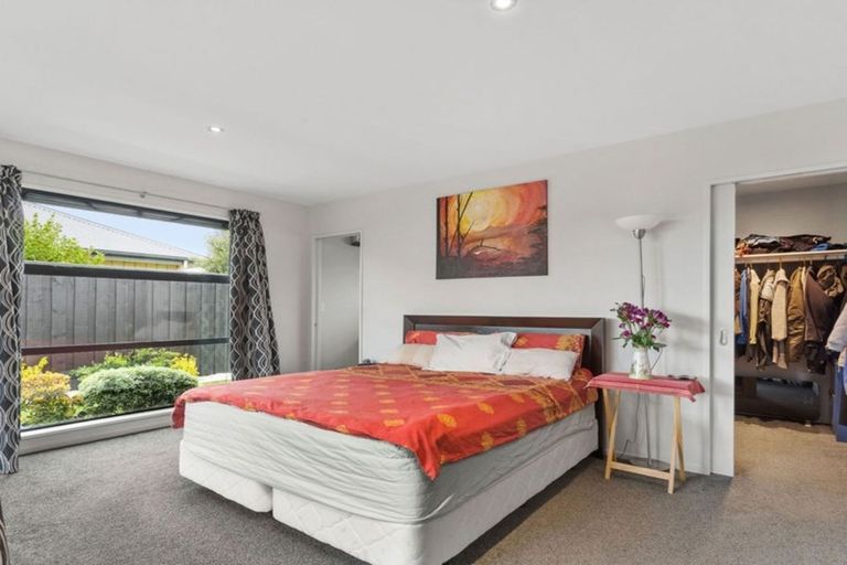 Photo of property in 99 Shillingford Boulevard, Rolleston, 7615