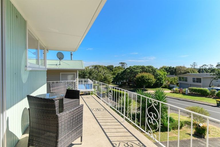 Photo of property in 15 Marywil Crescent, Hillcrest, Auckland, 0627