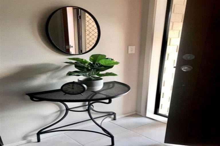 Photo of property in 85 Rosalie Terrace, Kelvin Grove, Palmerston North, 4414