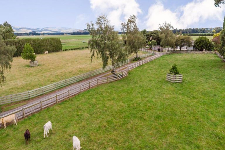Photo of property in 14 Aerodrome Road, Dannevirke, 4972