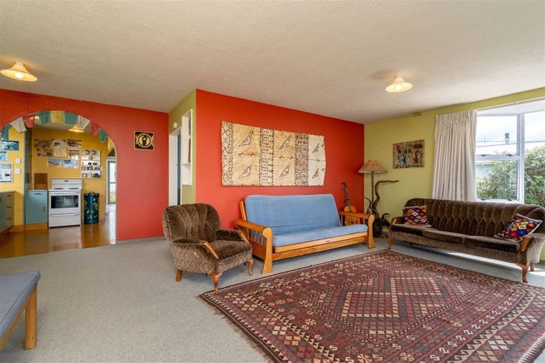 Photo of property in 78 Esplanade, Kaka Point, 9271