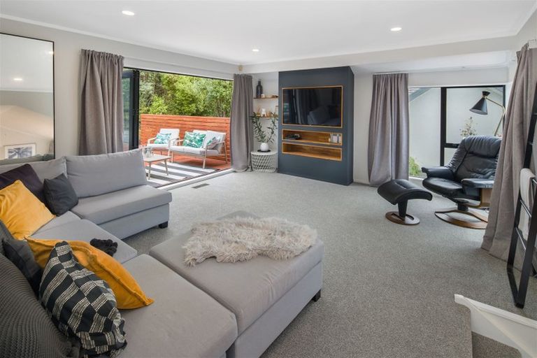 Photo of property in 7 Longmont Terrace, Churton Park, Wellington, 6037