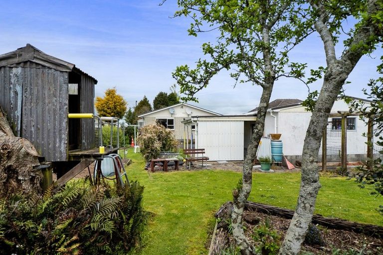 Photo of property in 28 Graham Street, Eltham, 4322