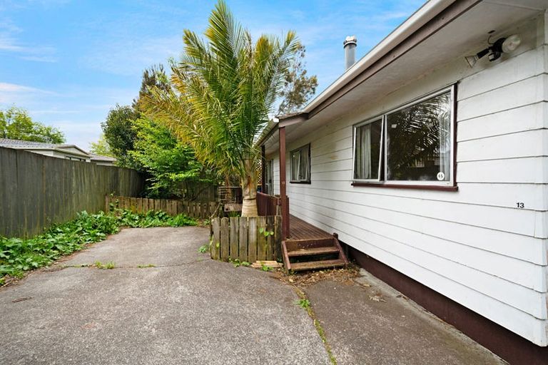 Photo of property in 13 Landow Place, Henderson, Auckland, 0612