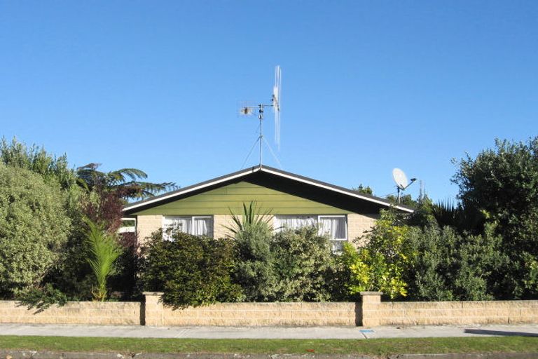Photo of property in 31 Raukawa Street, Otaki, 5512
