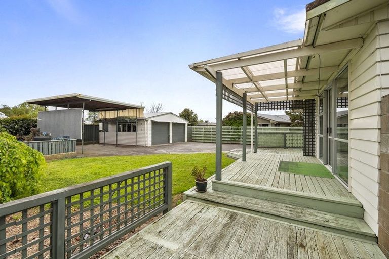 Photo of property in 36 John F Kennedy Drive, Milson, Palmerston North, 4414