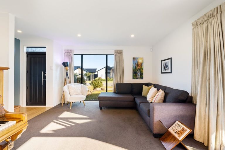 Photo of property in 11 Hoffman Street, Marshland, Christchurch, 8083