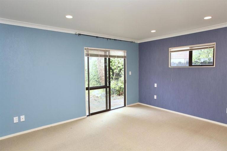 Photo of property in 35 Seneca Court, Golflands, Auckland, 2013