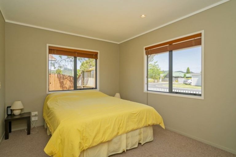 Photo of property in 5 Cholmondeley Crescent, Whitianga, 3510