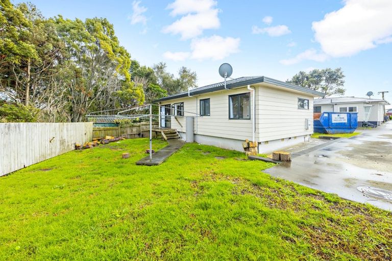 Photo of property in 22 Olive Crescent, Papatoetoe, Auckland, 2025