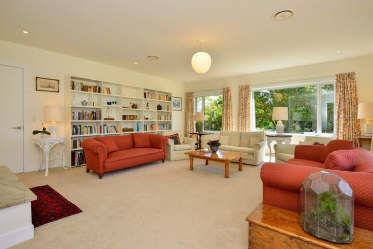 Photo of property in 33 Marian Drive, Inner Kaiti, Gisborne, 4010