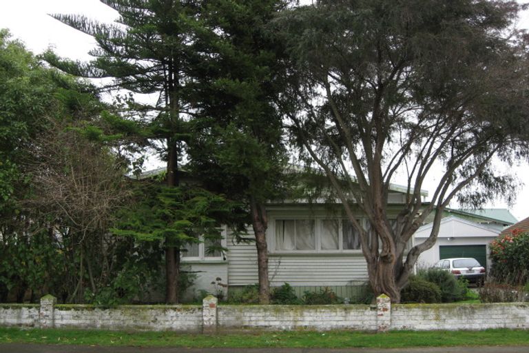 Photo of property in 308 Mclean Street, Saint Leonards, Hastings, 4120