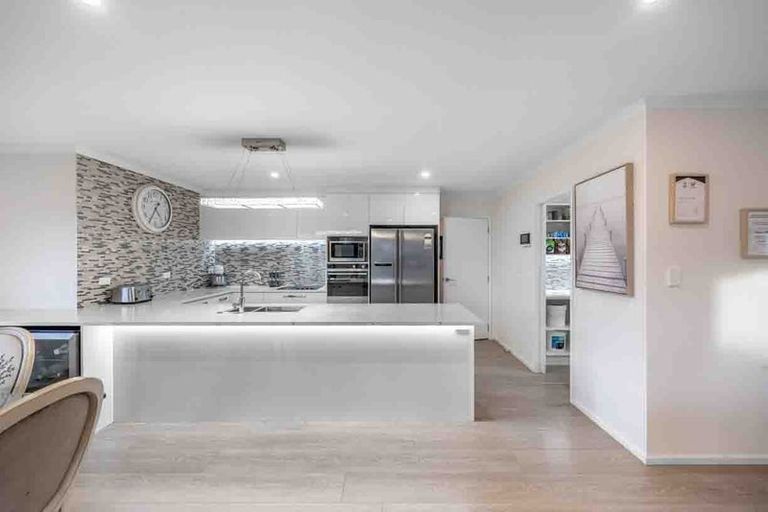 Photo of property in 67 Harriet Johnston Drive, Pokeno, 2402