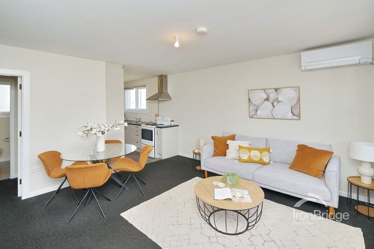 Photo of property in 2/123 Hills Road, Edgeware, Christchurch, 8013