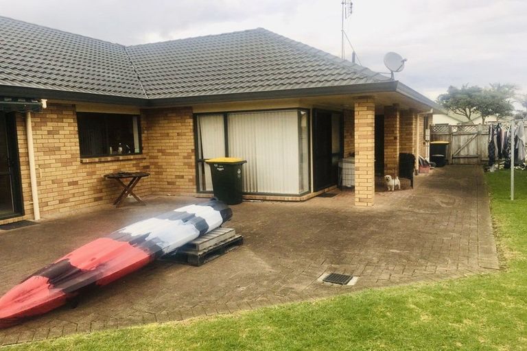 Photo of property in 119 Burswood Drive, Burswood, Auckland, 2013