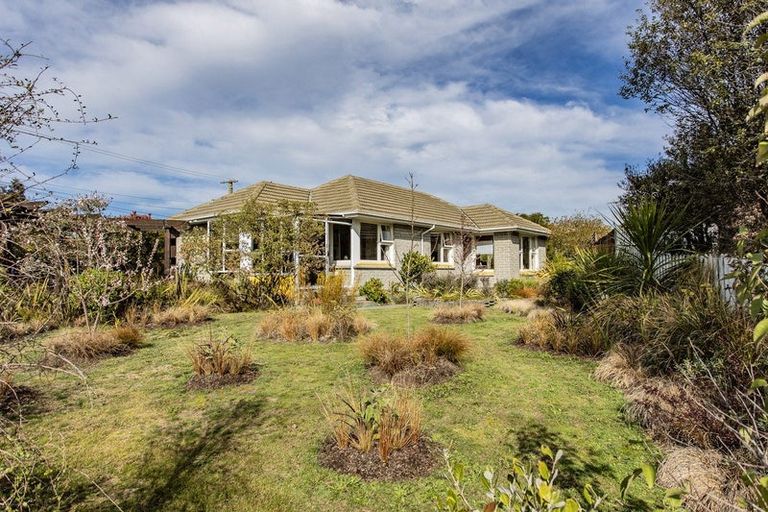 Photo of property in 10 Cheam Street, Dallington, Christchurch, 8061