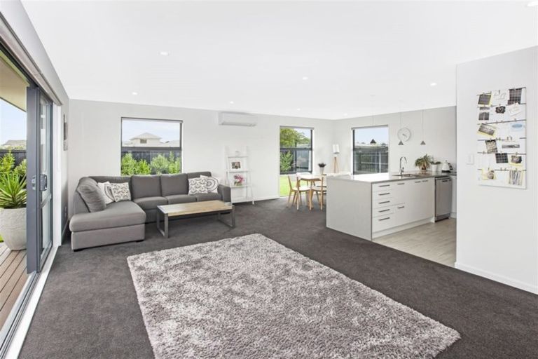 Photo of property in 41 Kingsbridge West, Burwood, Christchurch, 8083