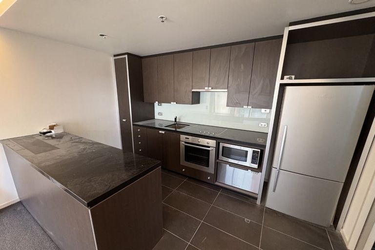 Photo of property in Summit Apartments, 11/184 Molesworth Street, Thorndon, Wellington, 6011