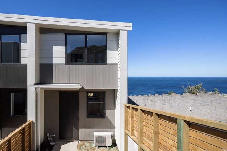 Photo of property in 1/52 High Street, Island Bay, Wellington, 6023