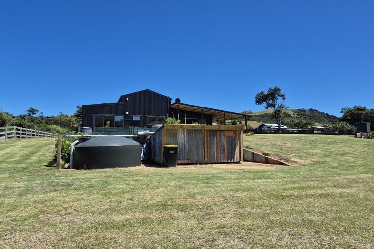 Photo of property in 1100 Hauraki Road, Coromandel, 3506