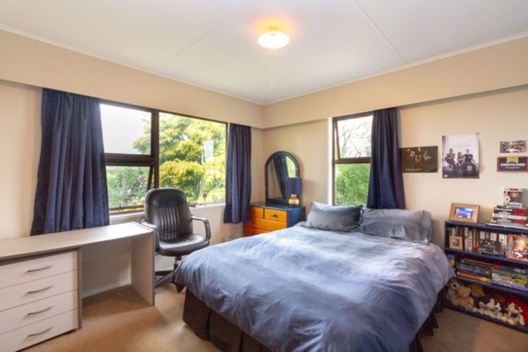 Photo of property in 75 Riverbank Road, Tiakitahuna, Palmerston North, 4477
