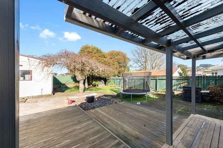 Photo of property in 8 Huia Street, Piopio, 3912