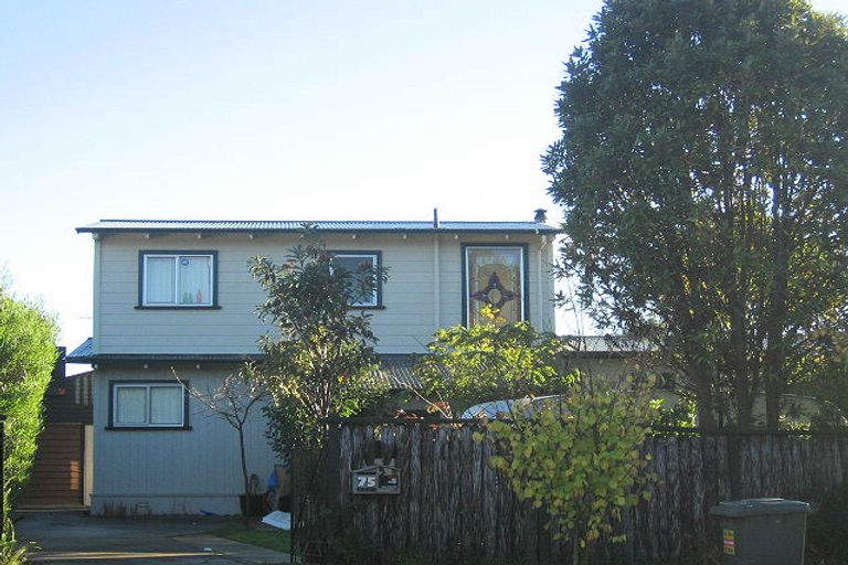 Photo of property in 75 Arawhata Road, Paraparaumu, 5032