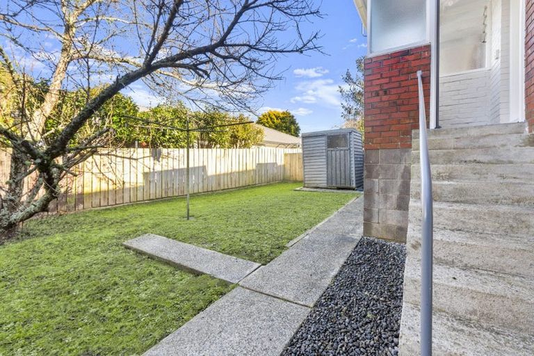 Photo of property in 3/23 Evelyn Place, Hillcrest, Auckland, 0627