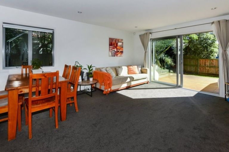 Photo of property in 1/251 Kilmore Street, Christchurch Central, Christchurch, 8011