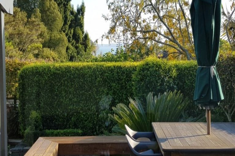 Photo of property in 14 Paparoa Road, Cockle Bay, Auckland, 2014