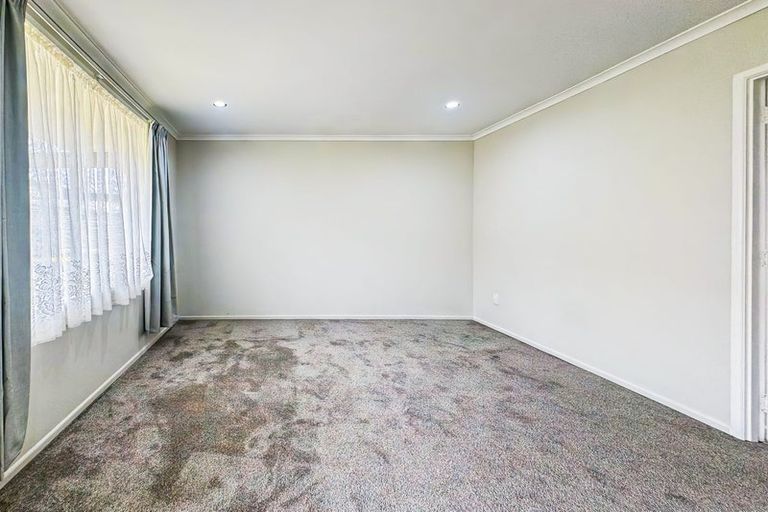 Photo of property in 2/117 Astley Avenue, New Lynn, Auckland, 0600