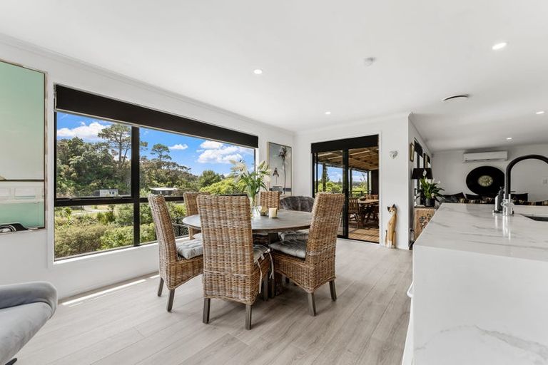 Photo of property in 7 Hawaiian Parade, Arkles Bay, Whangaparaoa, 0932