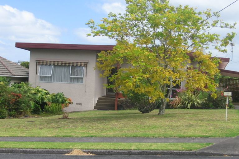 Photo of property in 18 Waterloo Road, Milford, Auckland, 0620