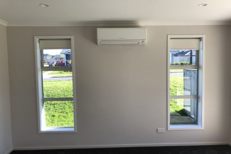 Photo of property in 2 Balmore Crescent, Pokeno, 2402