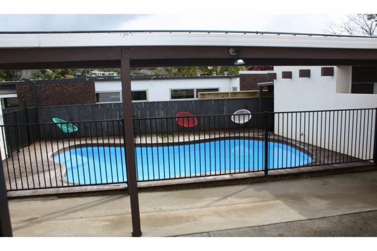 Photo of property in 55 Fairway Drive, Te Kamo, Whangarei, 0112