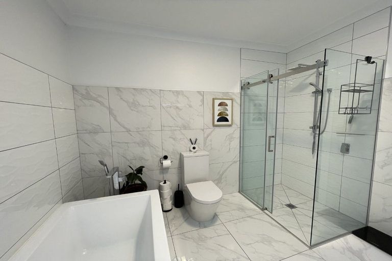 Photo of property in 22 Avenue Road, Greenmeadows, Napier, 4112